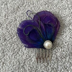 Elegant Purple Feather Hair Comb